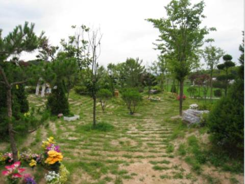 동화추모공원