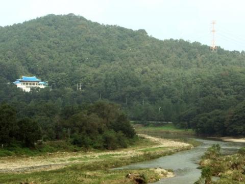 유일추모공원