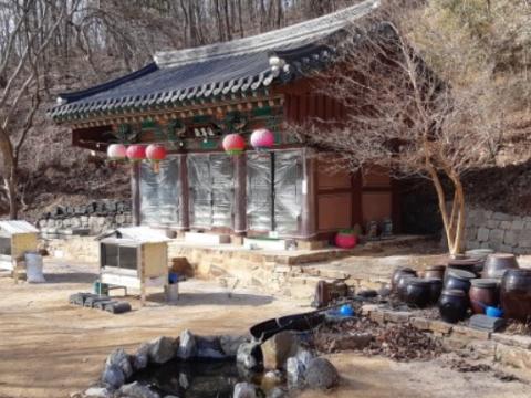 검단사 봉안당
